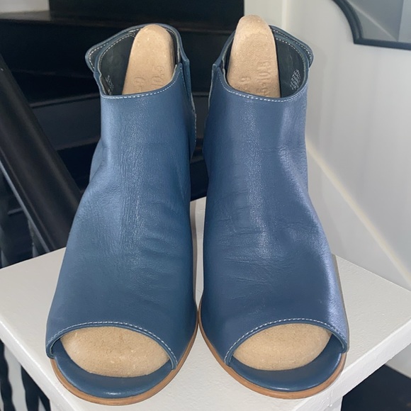 Steve Madden NONSTP Bootie - Picture 3 of 11